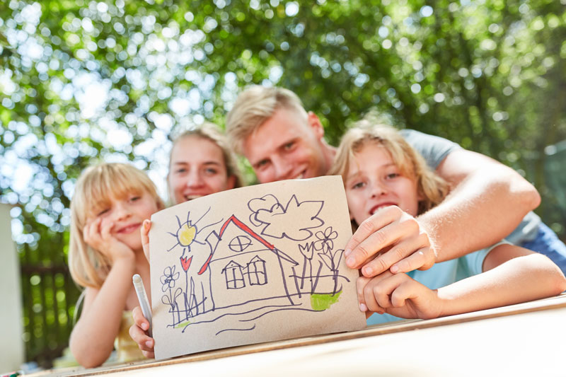 Wir ermöglichen den Weg zu einem neuen Zuhause für Ihre Familie