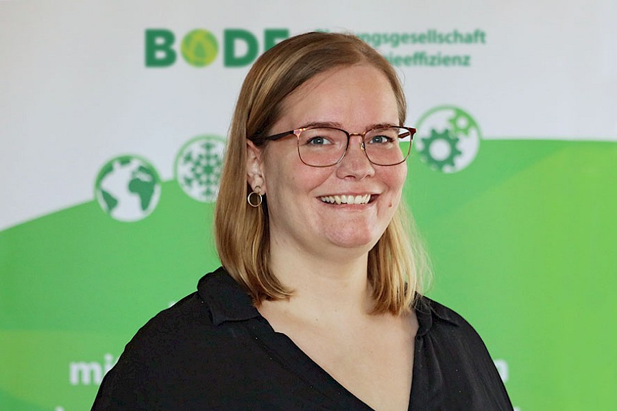 Lisa Efkemann Projektleiterin / Akademie